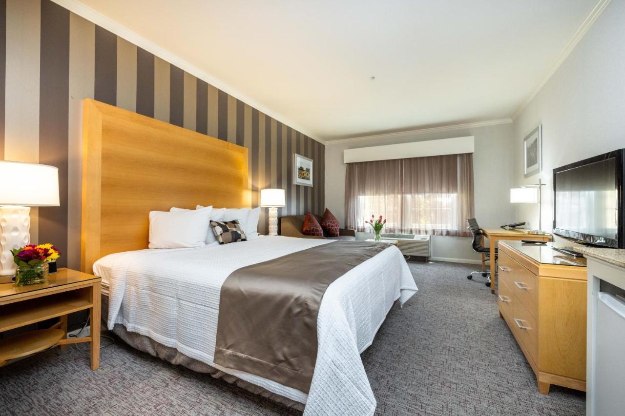 Best Western Plus Dixon Davis Exterior photo